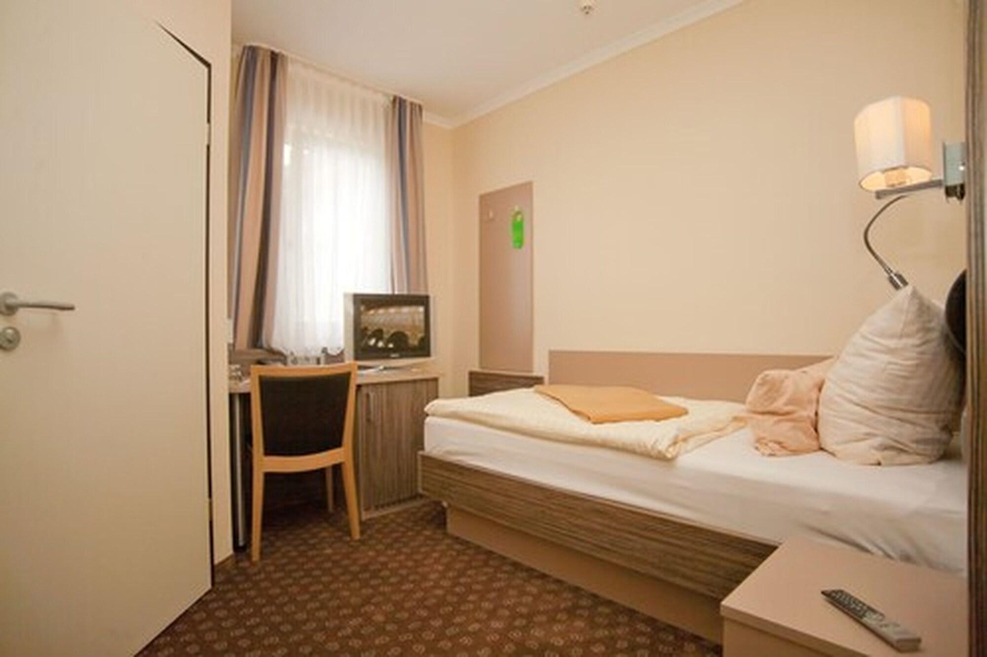 City Hotel Бремерхавен Екстериор снимка