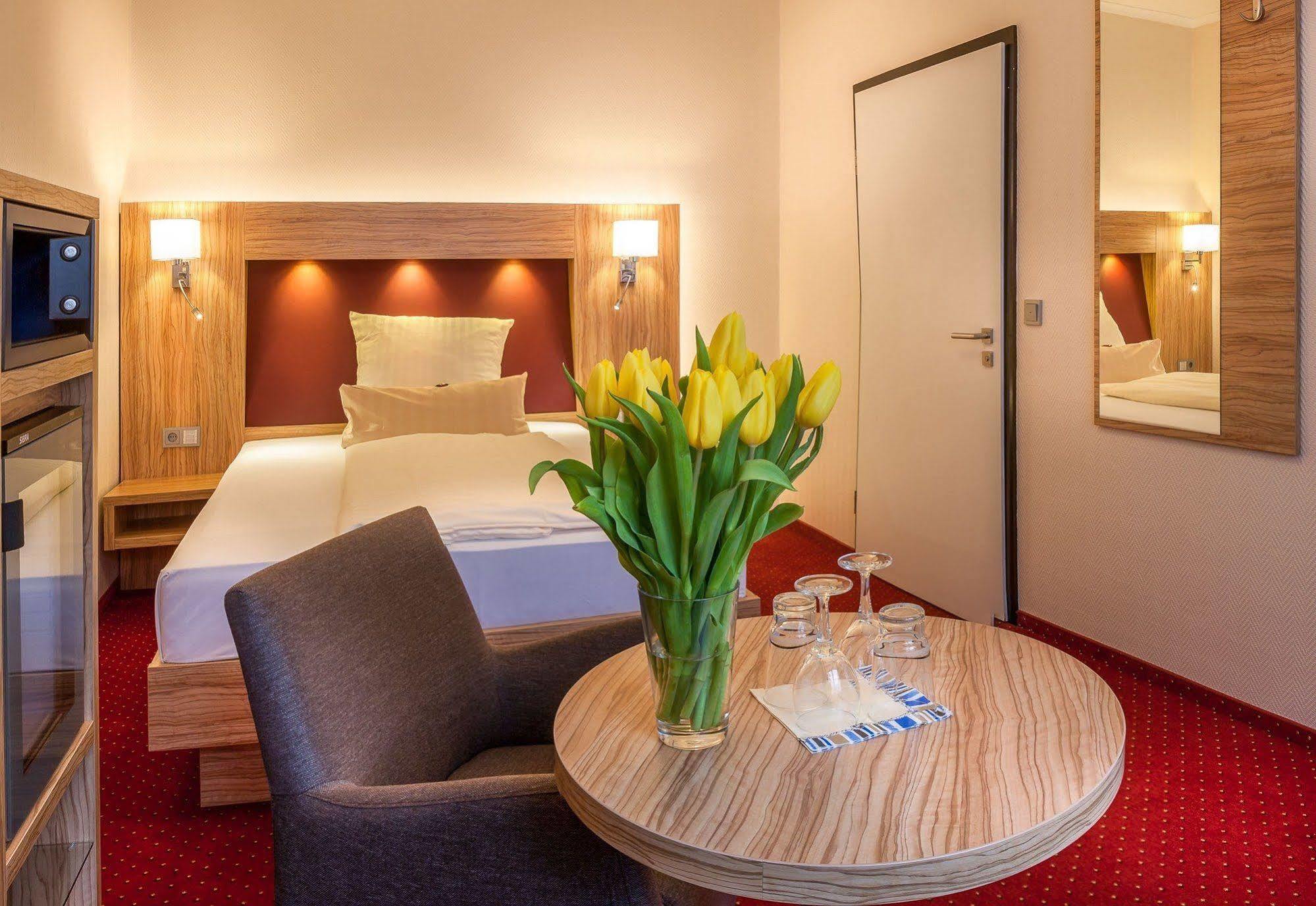 City Hotel Бремерхавен Екстериор снимка
