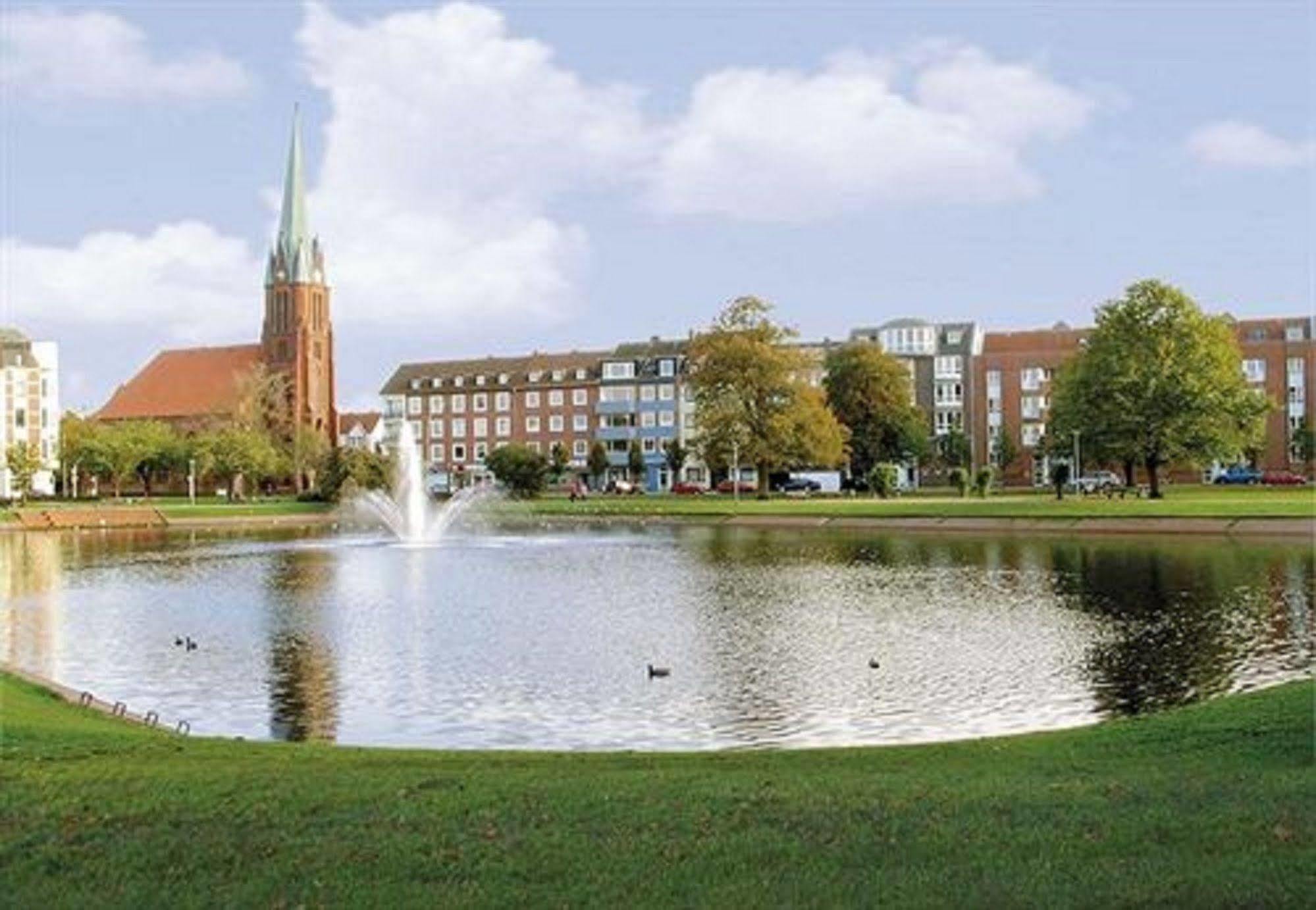 City Hotel Бремерхавен Екстериор снимка